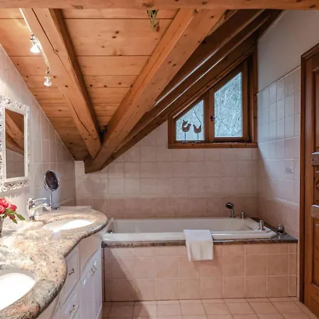 Villa 6br Savoyard Chalet - What'app - 0039-3512-039-610 - For Reservations! Chamonix