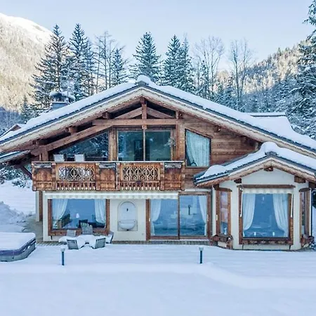6br Savoyard Chalet - What'app - 0039-3512-039-610 - For Reservations! *